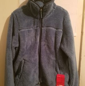 Brand New Women's North Face zip up!